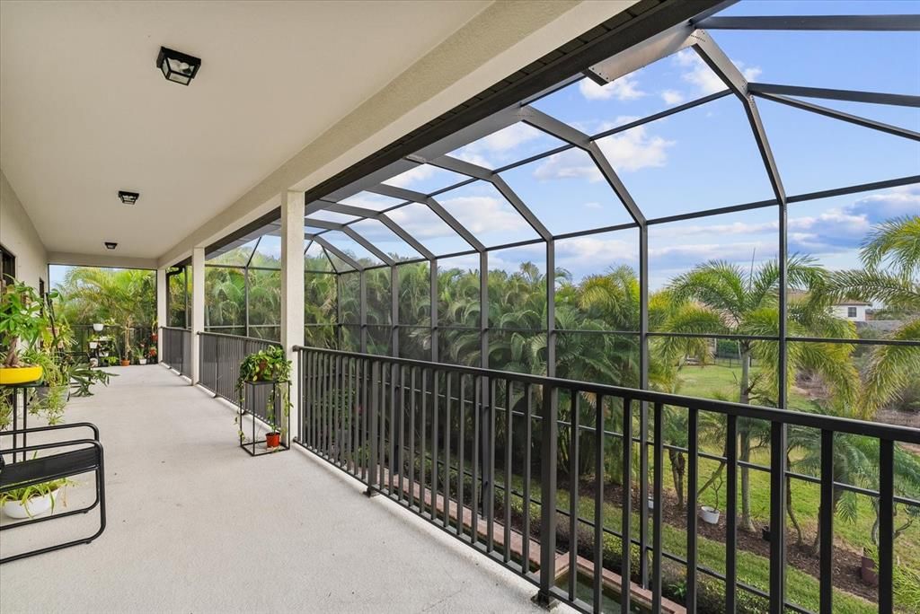 For Sale: $1,190,000 (6 beds, 4 baths, 3930 Square Feet)