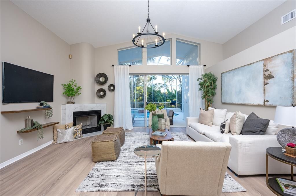 Под контрактом: $799,900 (6 спален, 3 ванн, 2788 Квадратных фут)