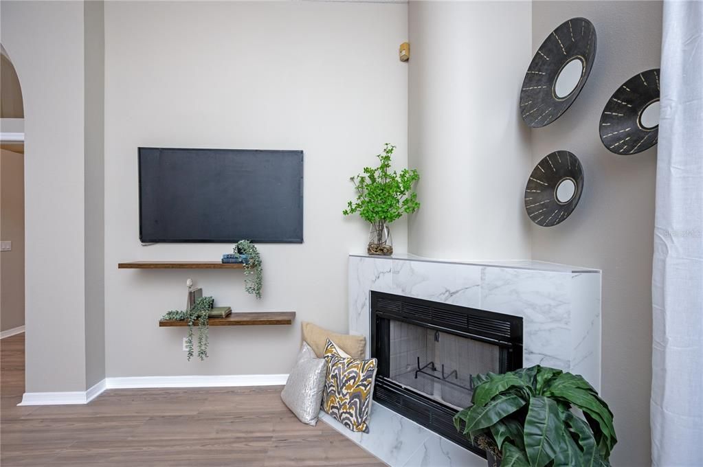 Под контрактом: $799,900 (6 спален, 3 ванн, 2788 Квадратных фут)