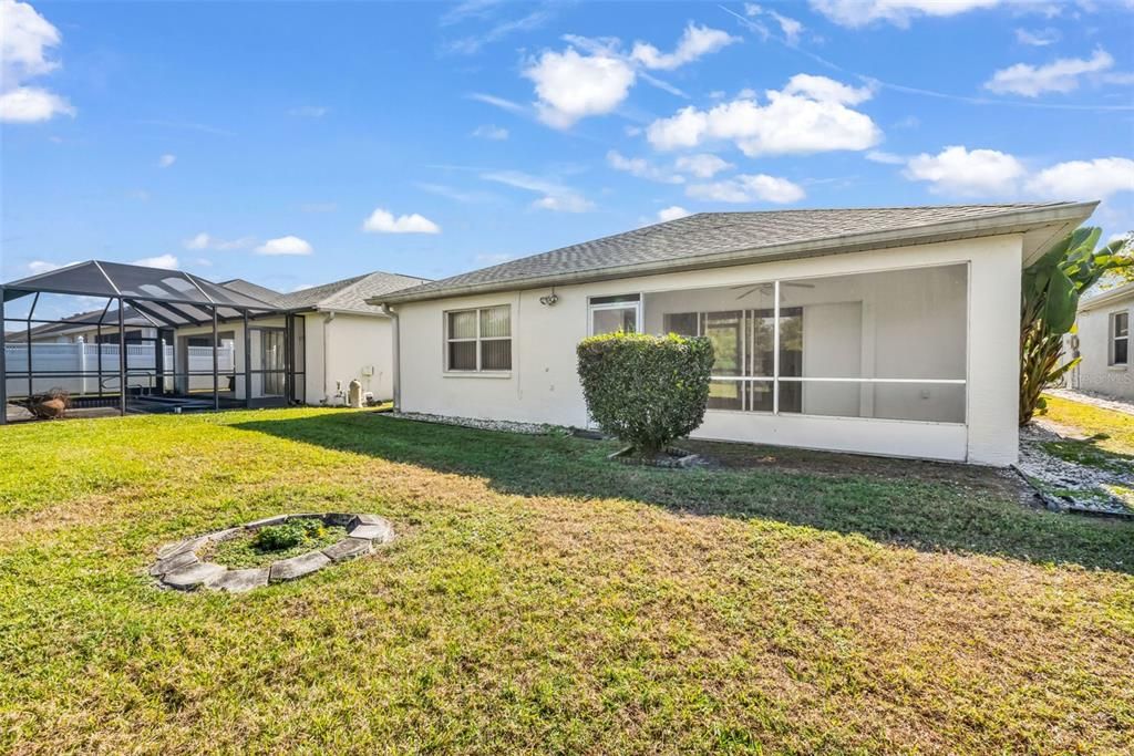 На продажу: $265,000 (2 спален, 2 ванн, 1449 Квадратных фут)