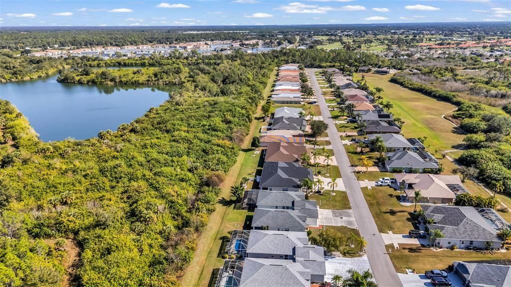 На продажу: $265,000 (2 спален, 2 ванн, 1449 Квадратных фут)