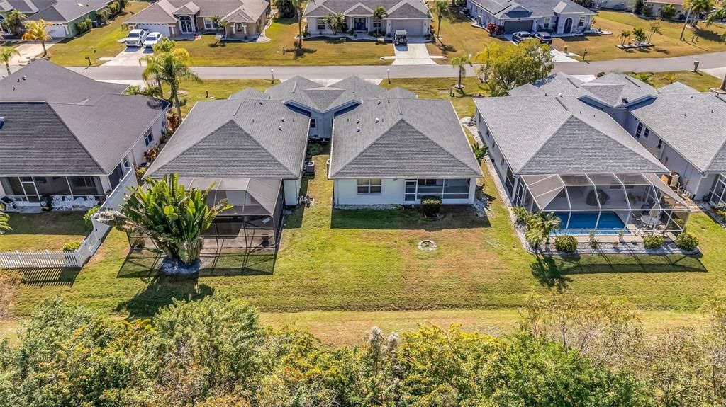 На продажу: $265,000 (2 спален, 2 ванн, 1449 Квадратных фут)