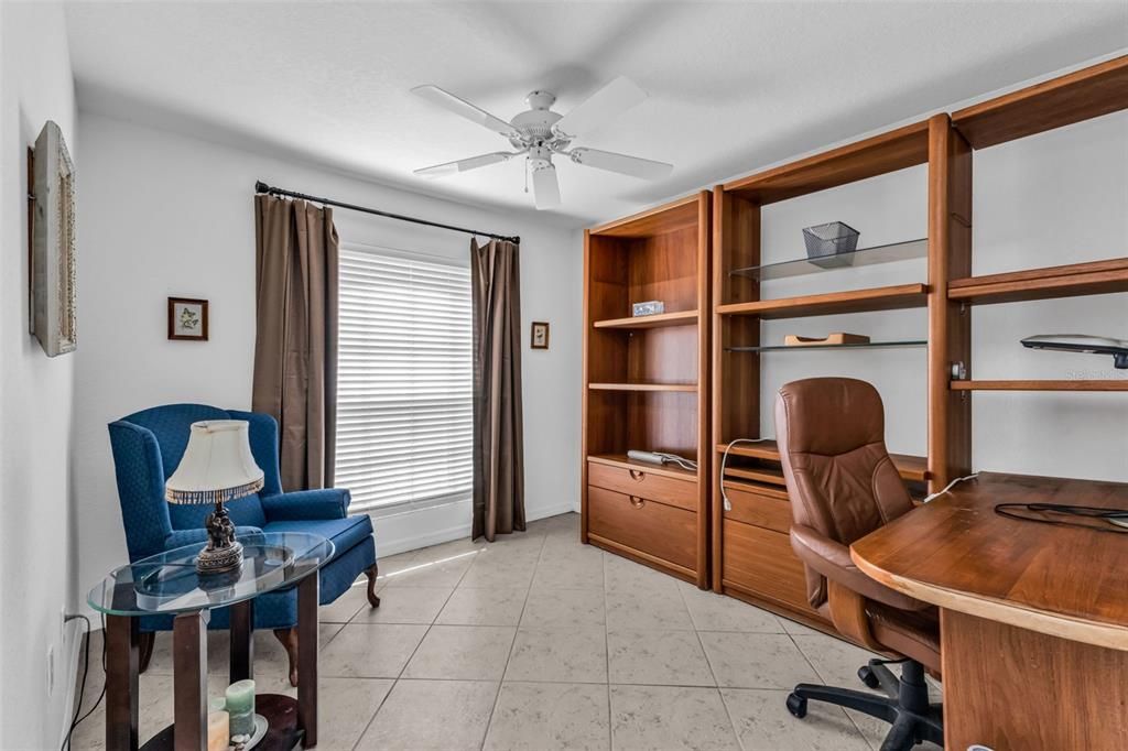 На продажу: $265,000 (2 спален, 2 ванн, 1449 Квадратных фут)