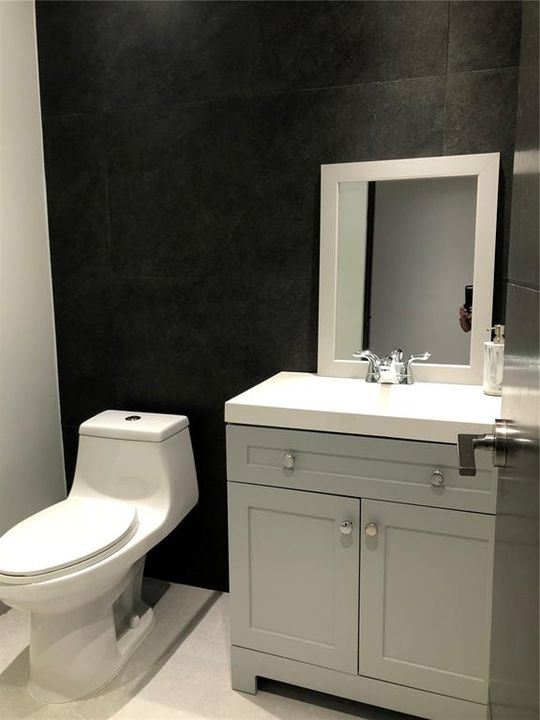 В аренду: $6,300 (3 спален, 2 ванн, 2000 Квадратных фут)