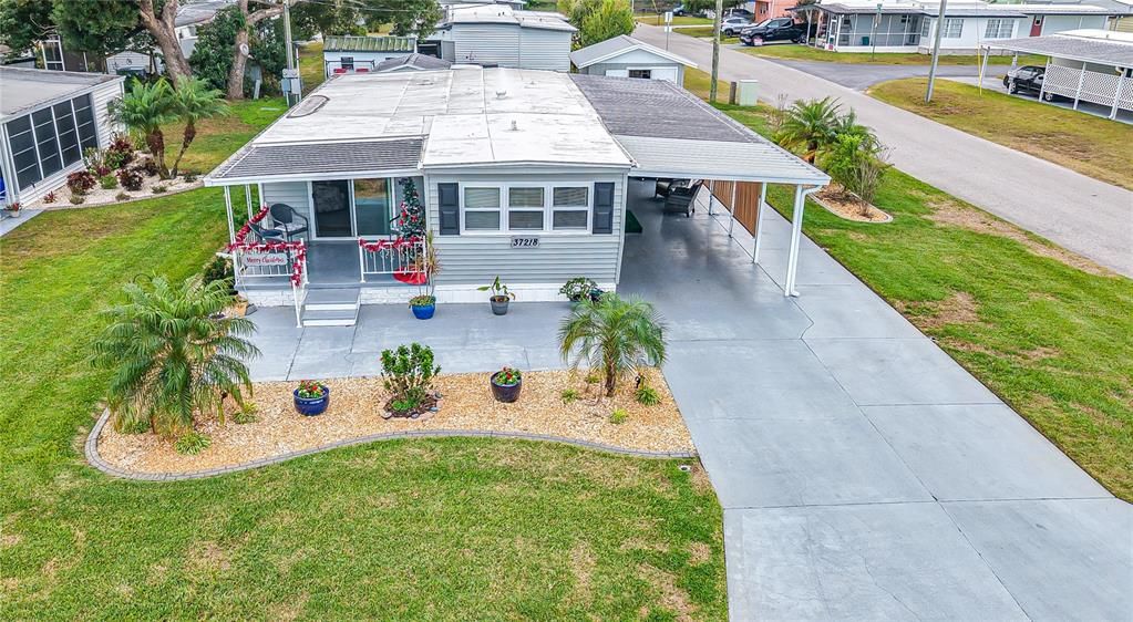 For Sale: $159,000 (2 beds, 2 baths, 1044 Square Feet)