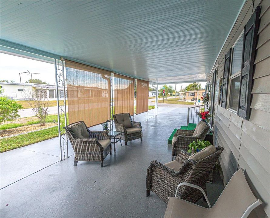 For Sale: $159,000 (2 beds, 2 baths, 1044 Square Feet)