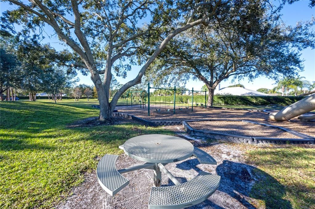 На продажу: $849,900 (5 спален, 4 ванн, 3226 Квадратных фут)