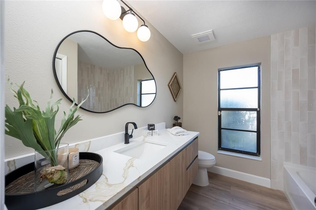 На продажу: $849,900 (5 спален, 4 ванн, 3226 Квадратных фут)