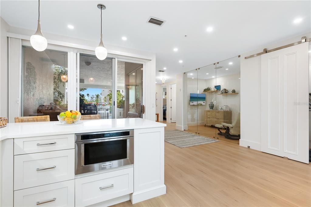 For Sale: $2,395,000 (3 beds, 2 baths, 2314 Square Feet)