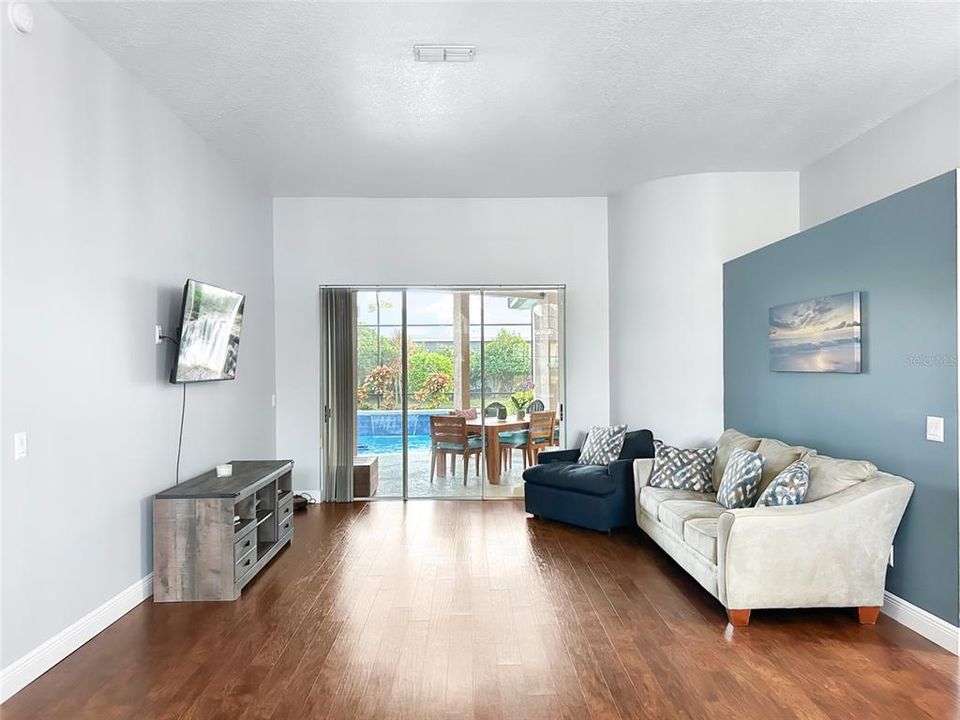 На продажу: $699,000 (5 спален, 3 ванн, 2822 Квадратных фут)