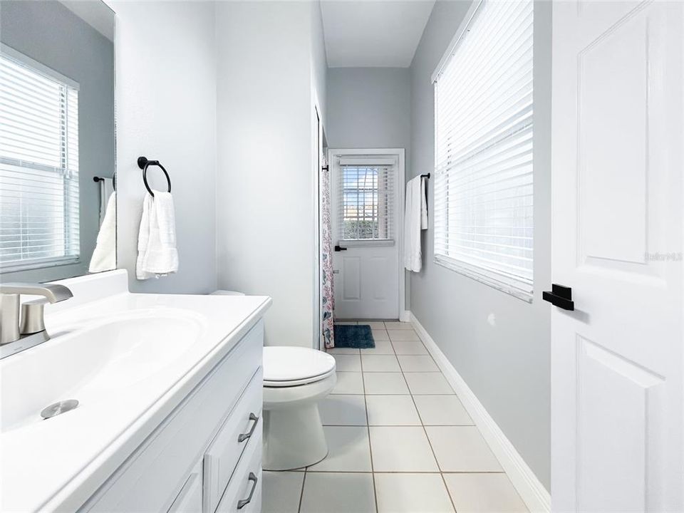 На продажу: $699,000 (5 спален, 3 ванн, 2822 Квадратных фут)