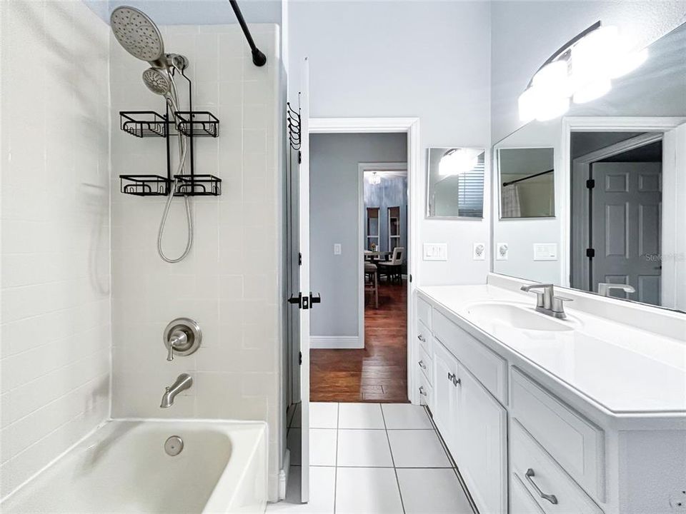 На продажу: $699,000 (5 спален, 3 ванн, 2822 Квадратных фут)