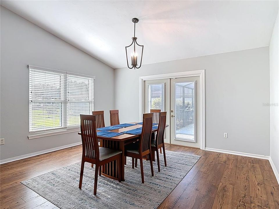 待售: $489,000 (4 贝兹, 2 浴室, 2316 平方英尺)