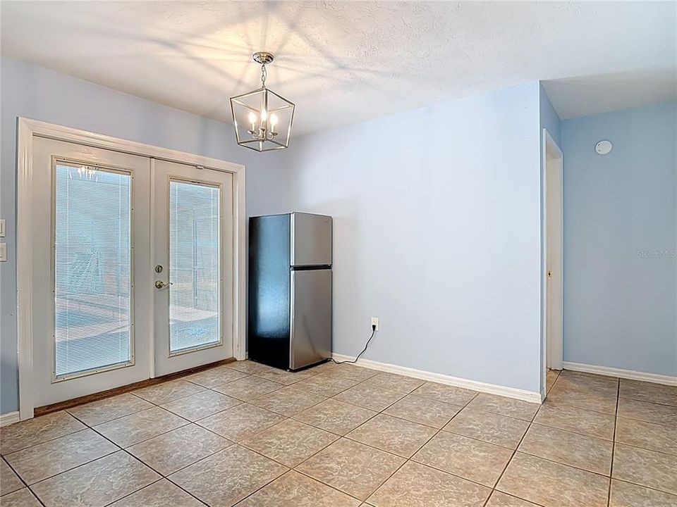 待售: $489,000 (4 贝兹, 2 浴室, 2316 平方英尺)