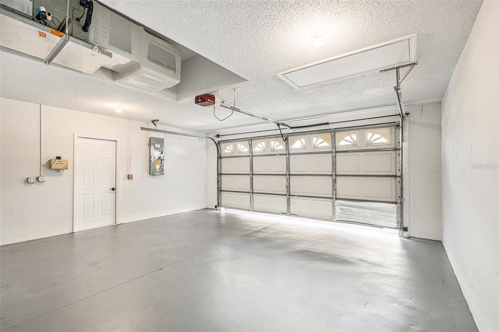 В аренду: $2,050 (3 спален, 2 ванн, 1704 Квадратных фут)