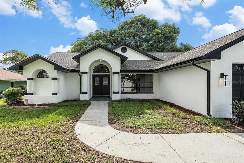 В аренду: $2,050 (3 спален, 2 ванн, 1704 Квадратных фут)