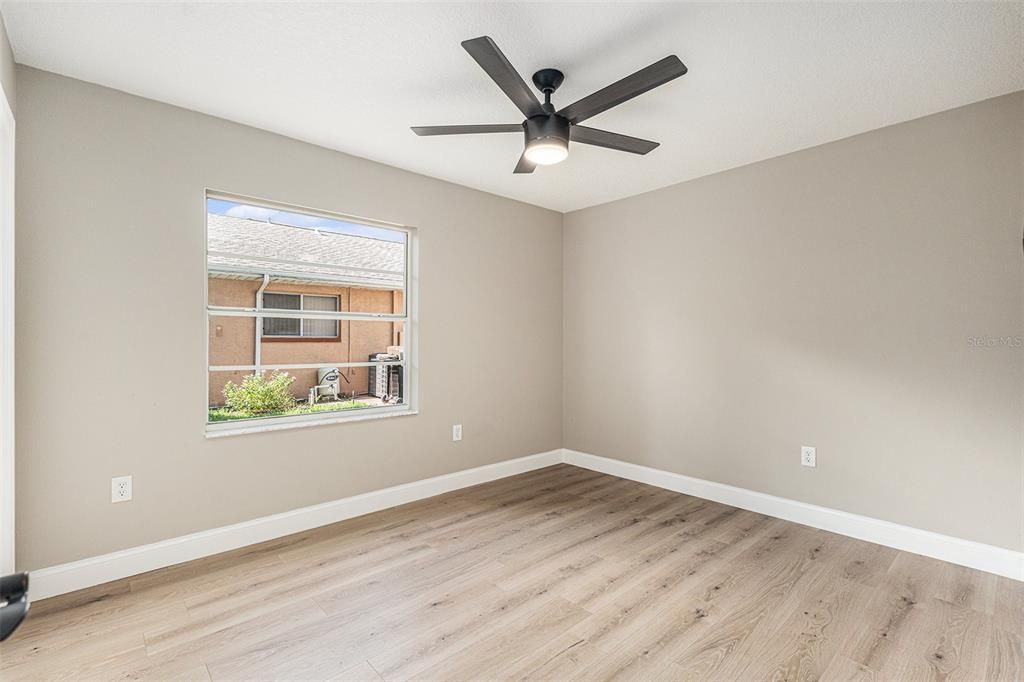 В аренду: $2,050 (3 спален, 2 ванн, 1704 Квадратных фут)