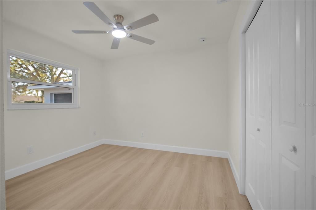 For Sale: $525,000 (4 beds, 2 baths, 1729 Square Feet)