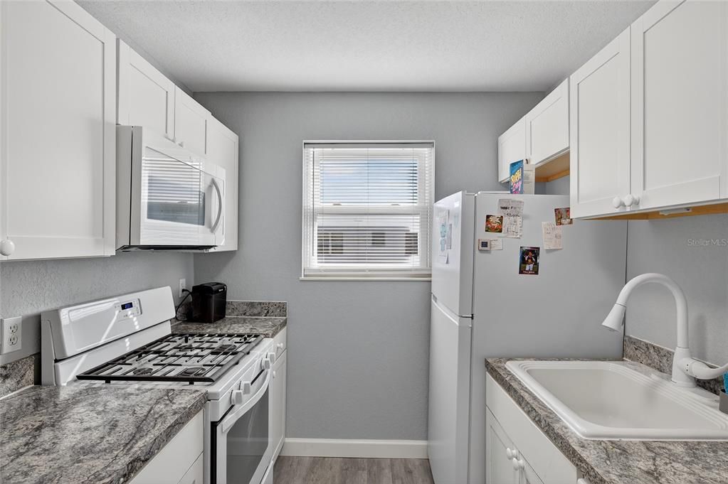 En Venta: $200,000 (2 camas, 2 baños, 1135 Pies cuadrados)