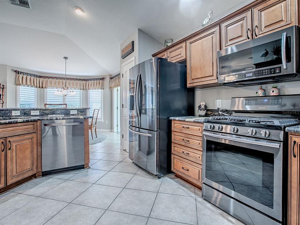 En Venta: $595,000 (3 camas, 2 baños, 2071 Pies cuadrados)