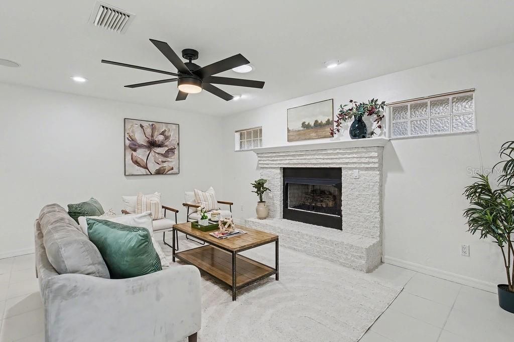 На продажу: $470,000 (3 спален, 2 ванн, 2471 Квадратных фут)