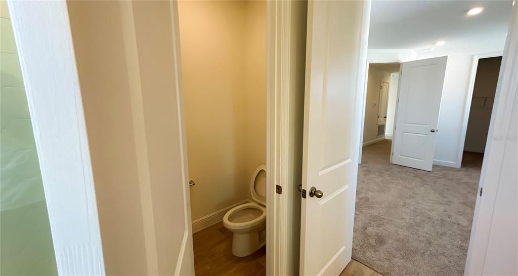 В аренду: $4,500 (4 спален, 3 ванн, 3085 Квадратных фут)