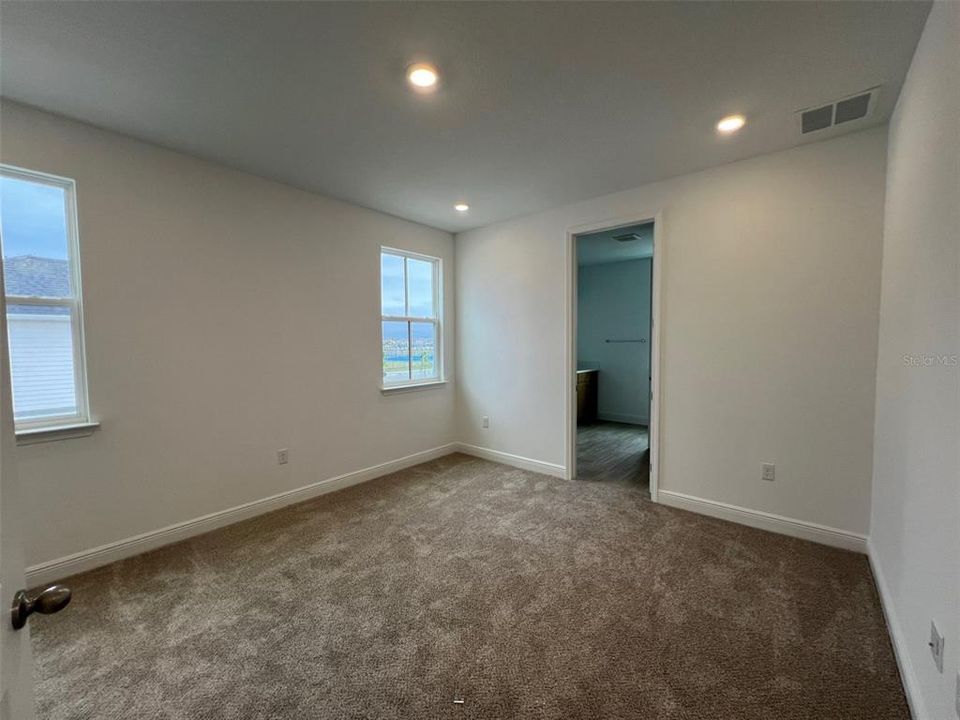 For Rent: $4,500 (4 beds, 3 baths, 3085 Square Feet)