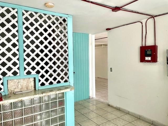 For Sale: $450,000 (27 beds, 6 baths, 7523 Square Feet)