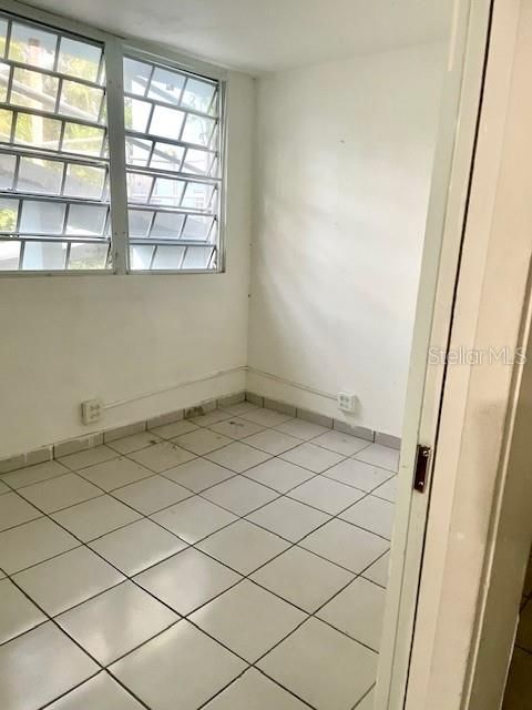 For Sale: $450,000 (27 beds, 6 baths, 7523 Square Feet)