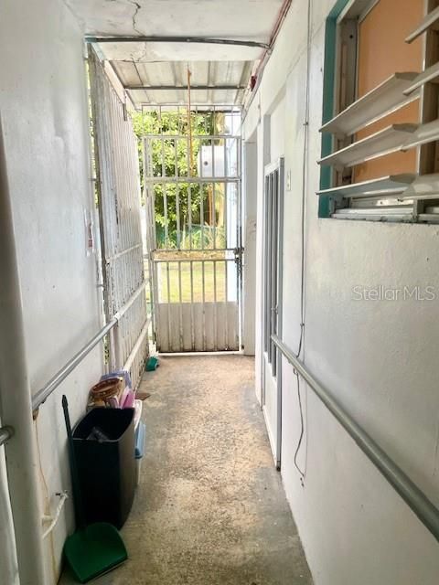 For Sale: $450,000 (27 beds, 6 baths, 7523 Square Feet)