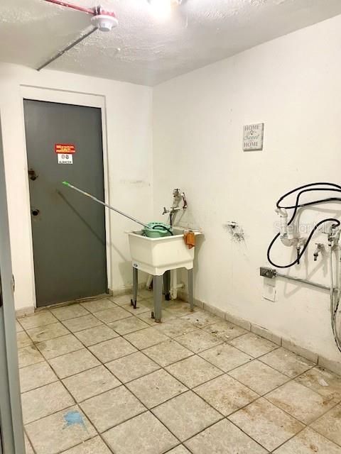 For Sale: $450,000 (27 beds, 6 baths, 7523 Square Feet)