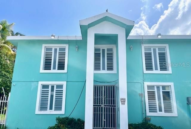 For Sale: $450,000 (27 beds, 6 baths, 7523 Square Feet)