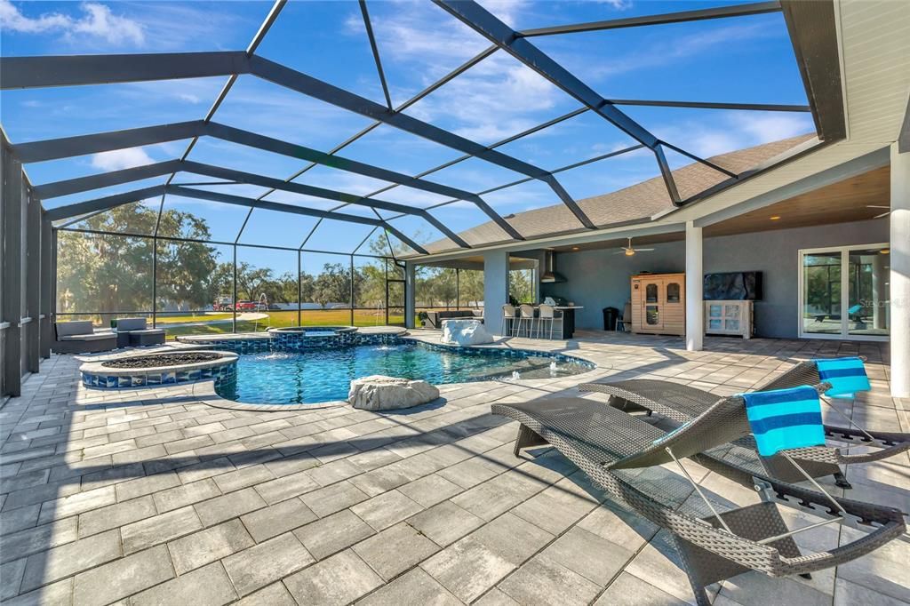 For Sale: $2,499,000 (5 beds, 4 baths, 4815 Square Feet)