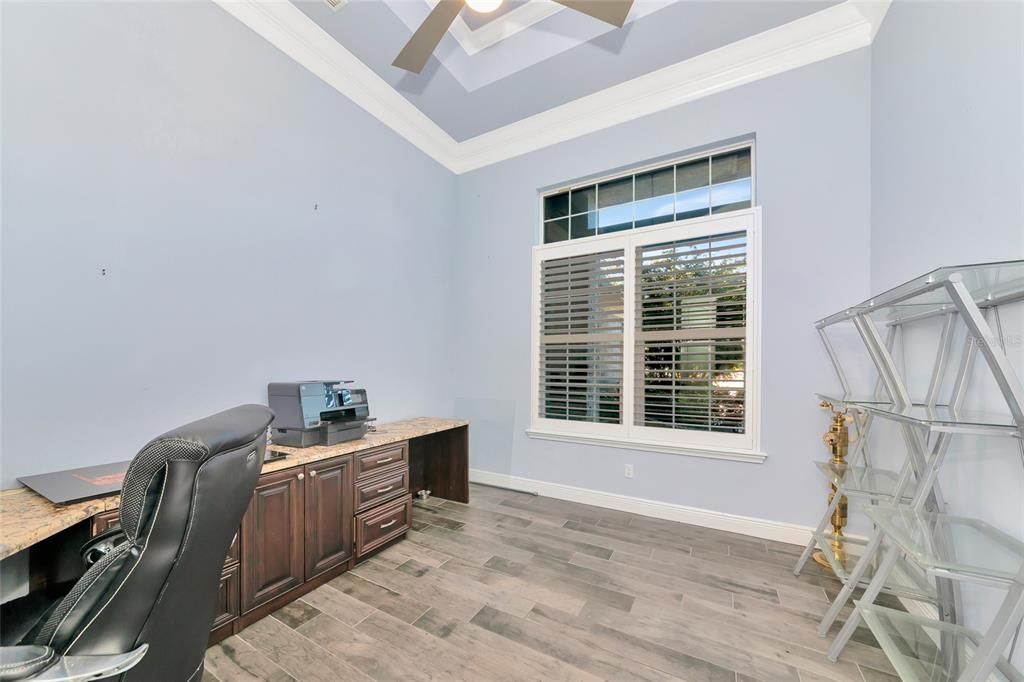 For Sale: $2,499,000 (5 beds, 4 baths, 4815 Square Feet)