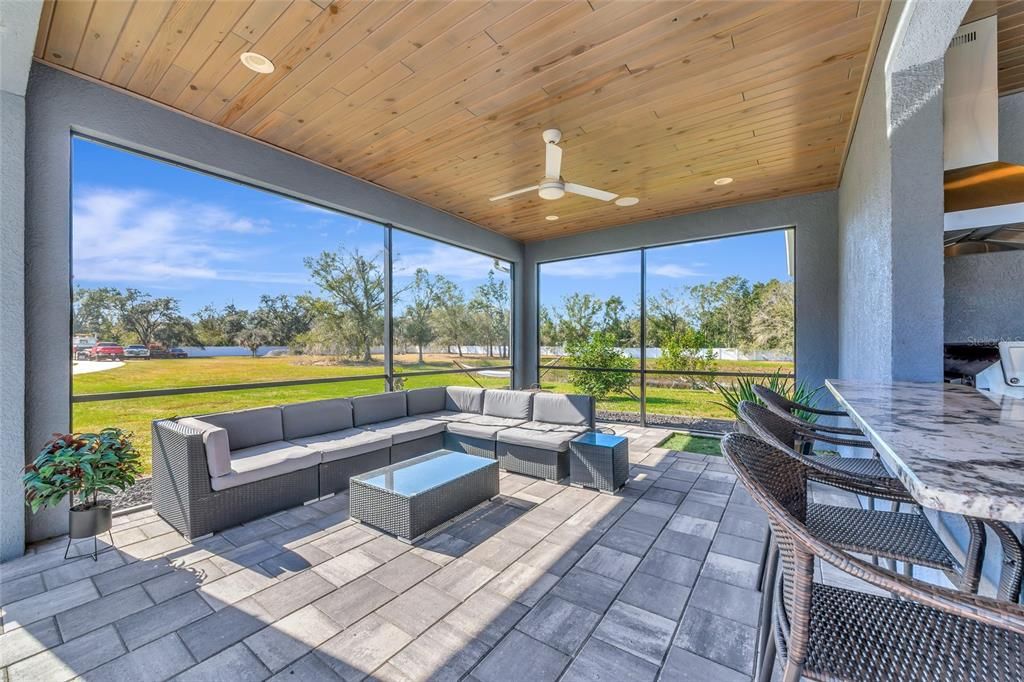For Sale: $2,499,000 (5 beds, 4 baths, 4815 Square Feet)