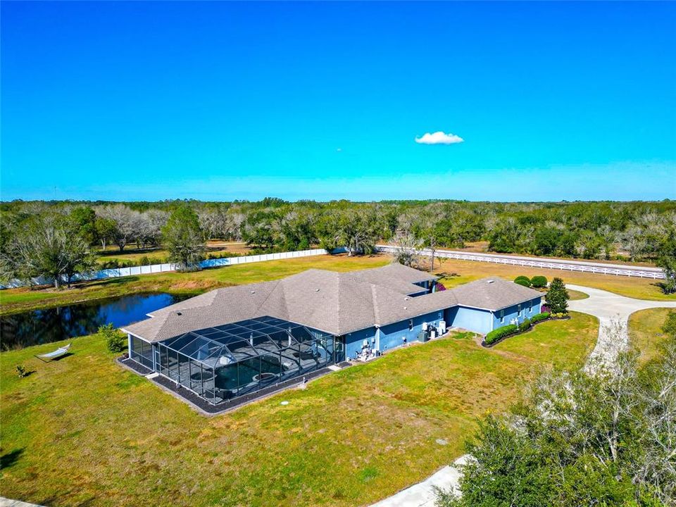 For Sale: $2,499,000 (5 beds, 4 baths, 4815 Square Feet)