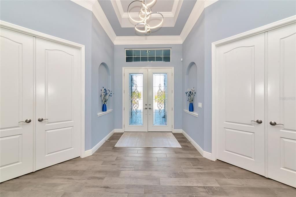 For Sale: $2,499,000 (5 beds, 4 baths, 4815 Square Feet)