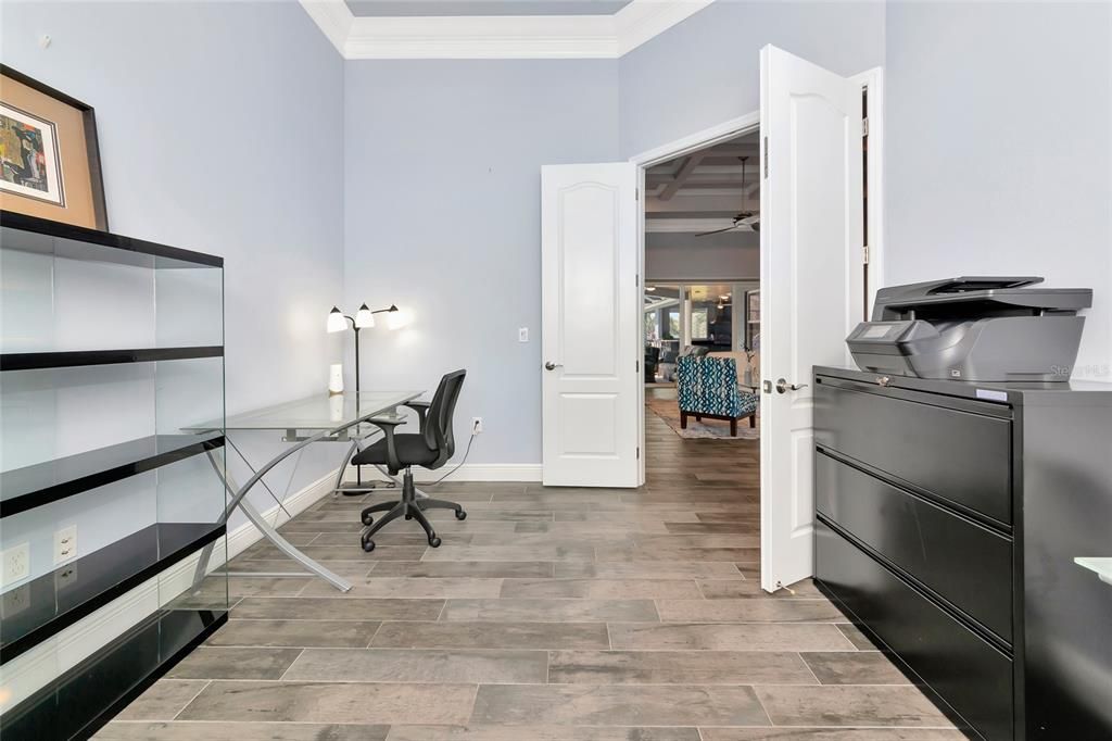 For Sale: $2,499,000 (5 beds, 4 baths, 4815 Square Feet)