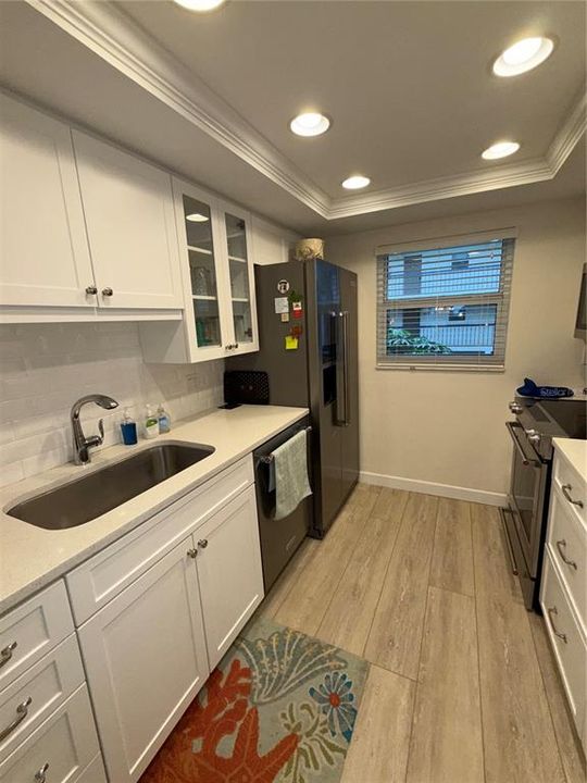 出租: $7,500 (2 贝兹, 2 浴室, 1505 平方英尺)