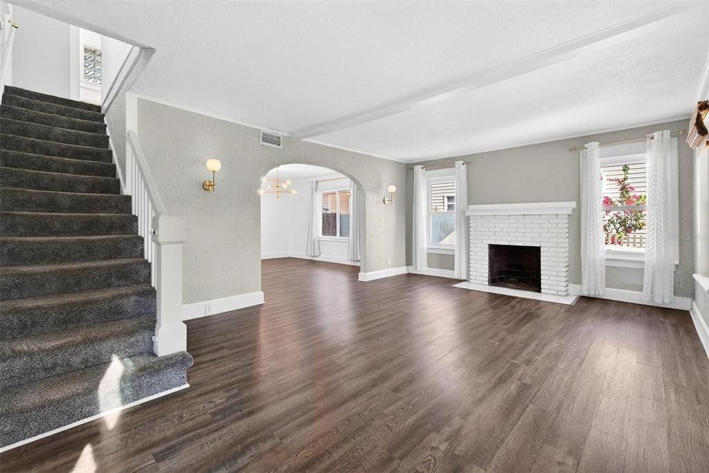 На продажу: $530,000 (4 спален, 3 ванн, 1775 Квадратных фут)