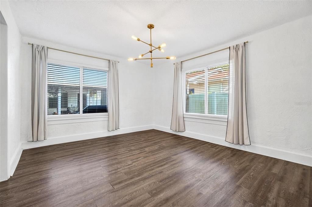 На продажу: $530,000 (4 спален, 3 ванн, 1775 Квадратных фут)