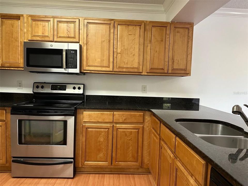 En Venta: $165,500 (2 camas, 2 baños, 1126 Pies cuadrados)