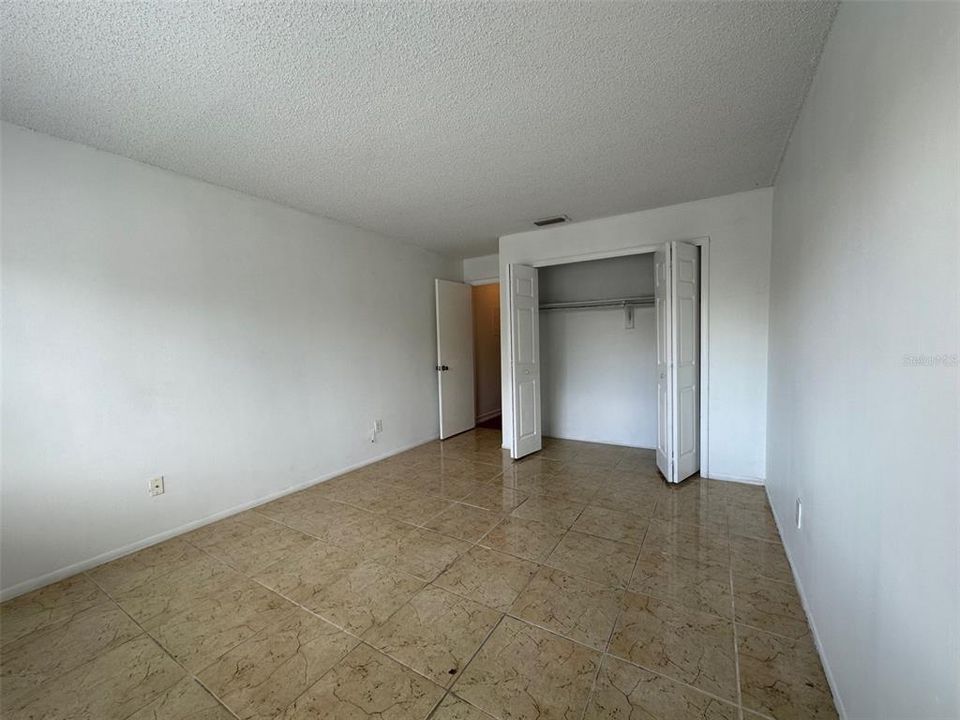 En Venta: $165,500 (2 camas, 2 baños, 1126 Pies cuadrados)