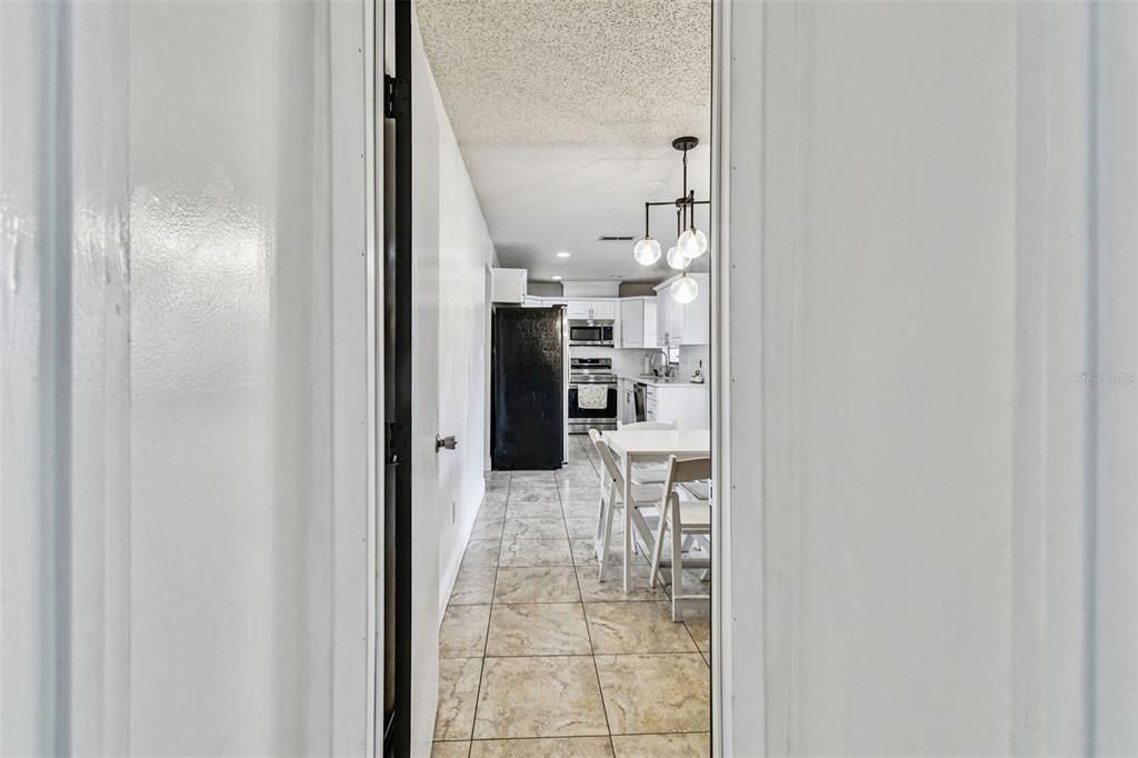 For Sale: $365,000 (3 beds, 3 baths, 1742 Square Feet)