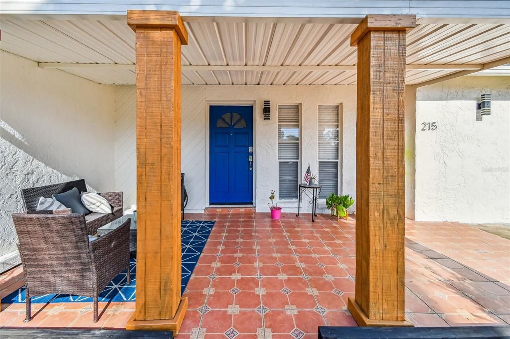 For Sale: $365,000 (3 beds, 3 baths, 1742 Square Feet)