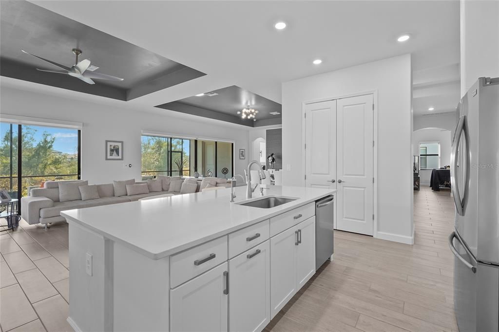 На продажу: $839,000 (3 спален, 3 ванн, 2799 Квадратных фут)