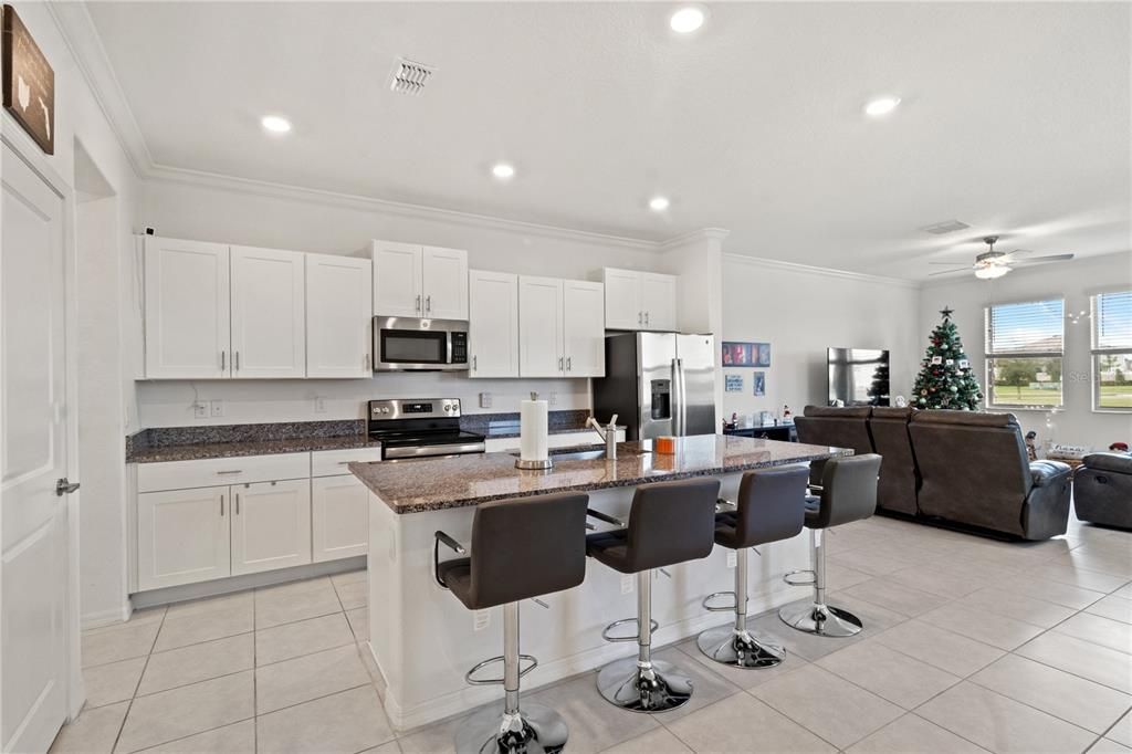 En Venta: $315,000 (3 camas, 2 baños, 1807 Pies cuadrados)