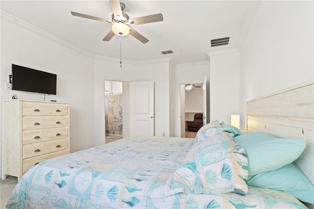 En Venta: $315,000 (3 camas, 2 baños, 1807 Pies cuadrados)