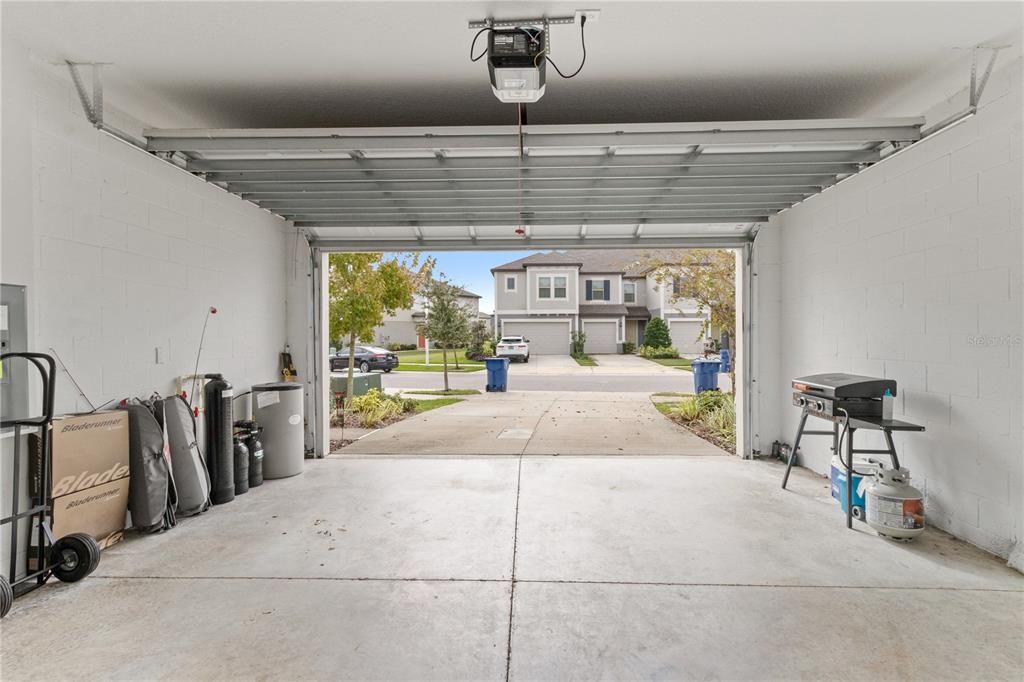 En Venta: $315,000 (3 camas, 2 baños, 1807 Pies cuadrados)