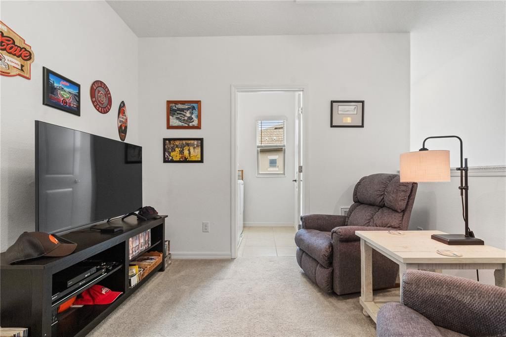 En Venta: $315,000 (3 camas, 2 baños, 1807 Pies cuadrados)